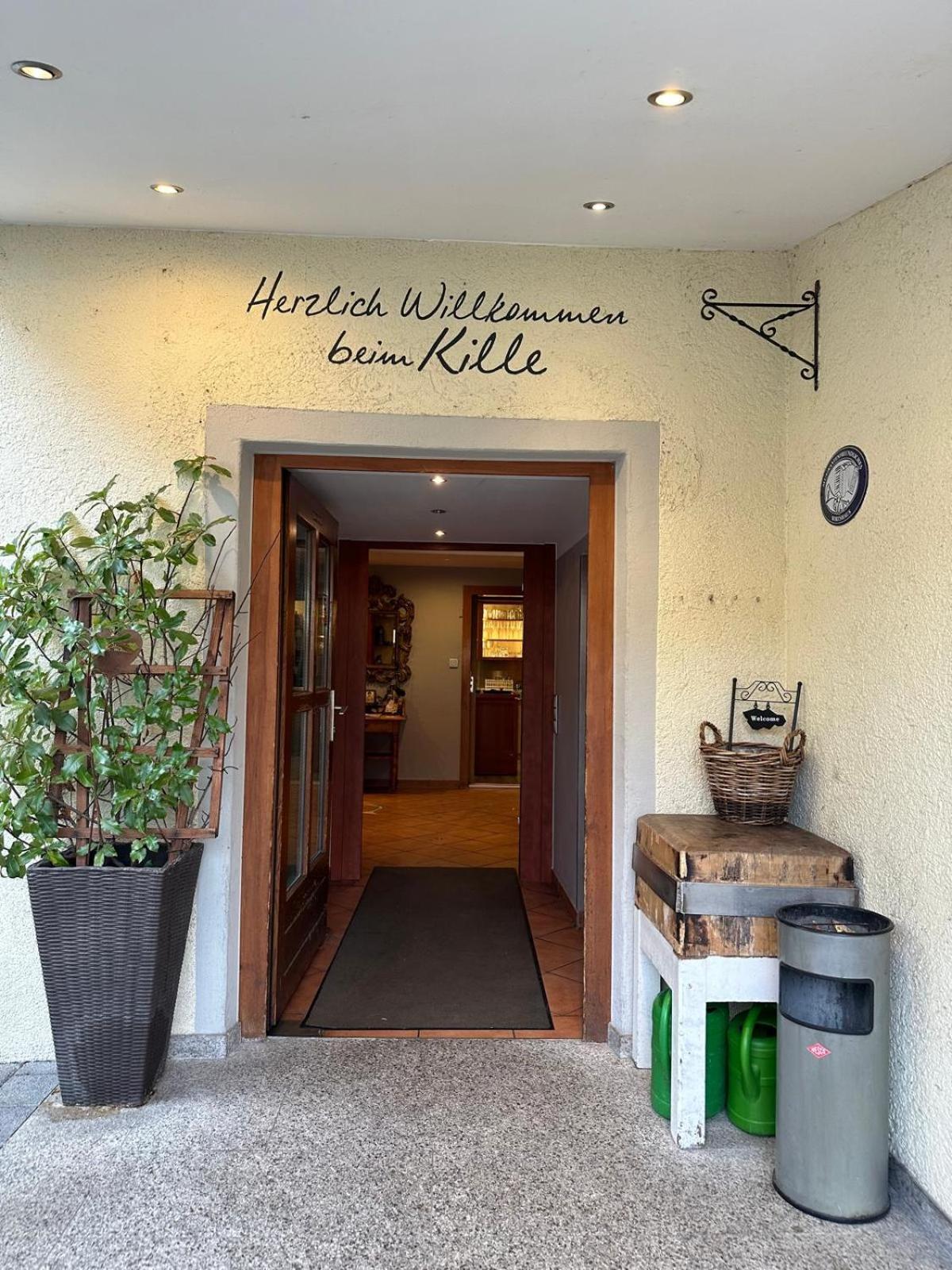 Gasthaus - Hotel Neue Post Meitingen Eksteriør bilde